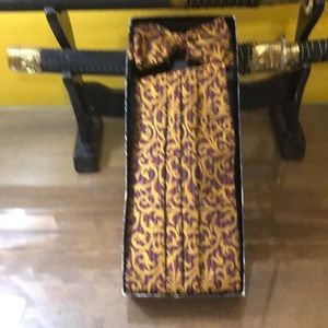 Men’s Cummerbund and Bow Tie Set
